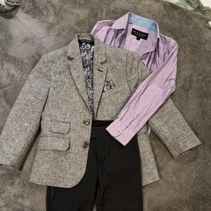 Leo & Zachary Gray Blazer with Lavender Shirt Set and Gray Pants